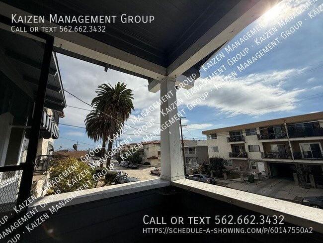 Building Photo - 536 W 14th St