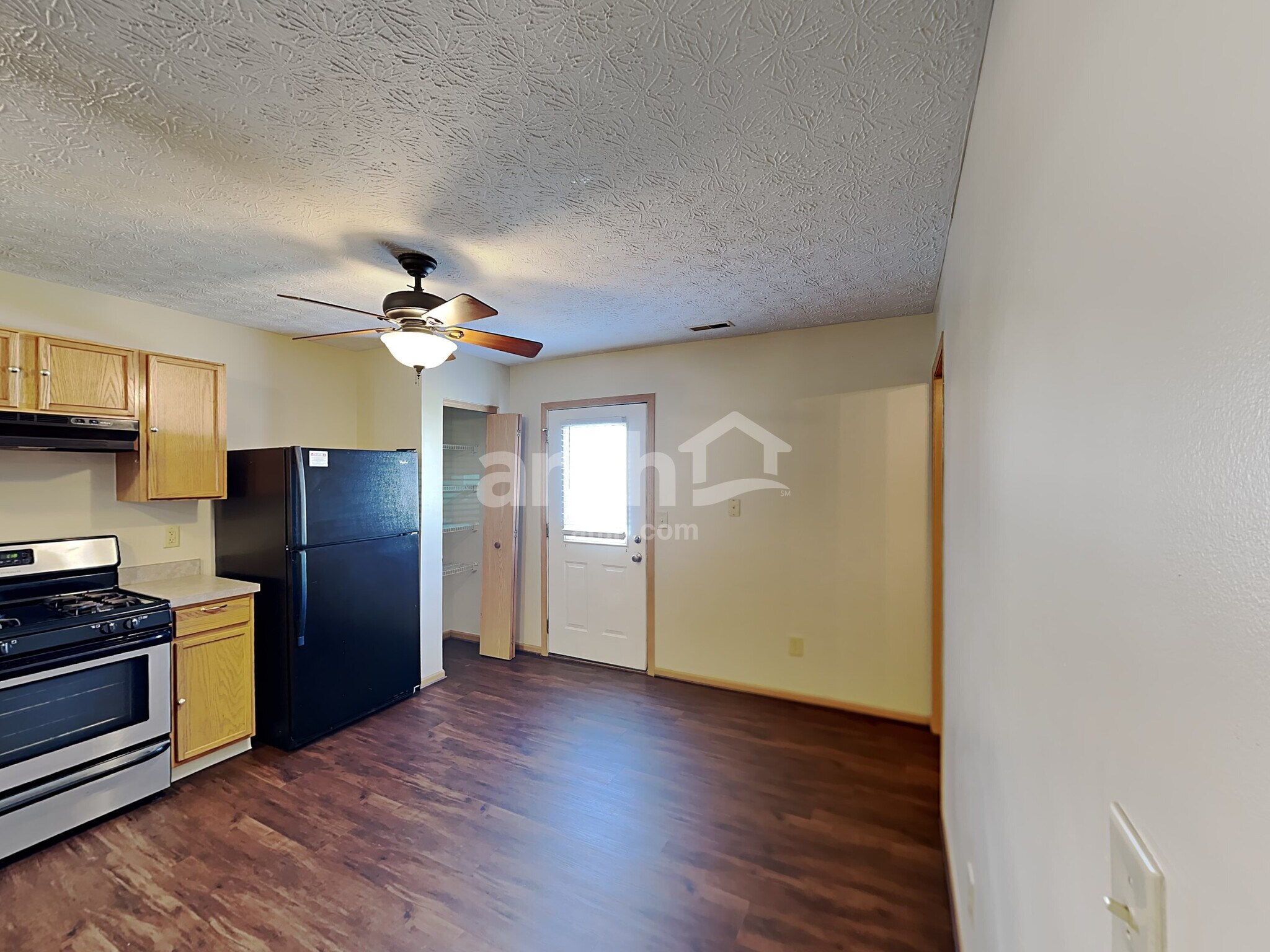 Building Photo - 7516 Hemrich Dr