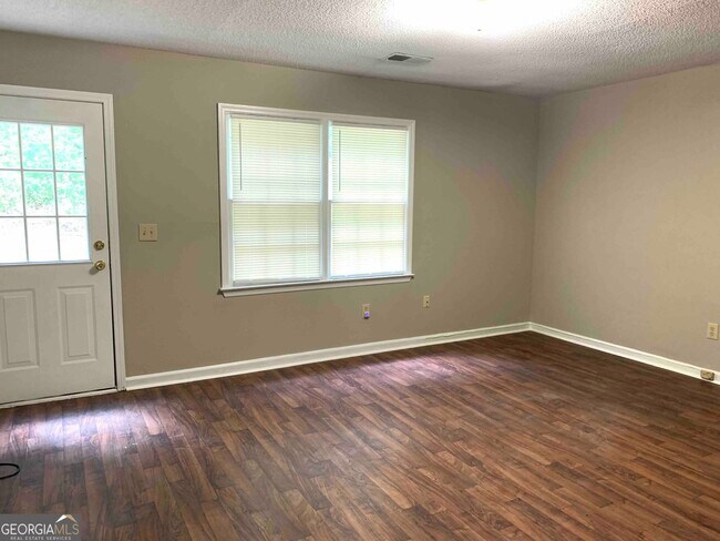 Building Photo - 4930 Muirwood Dr