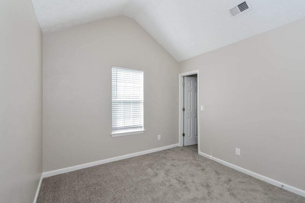 Building Photo - 6683 Shapiro Ct