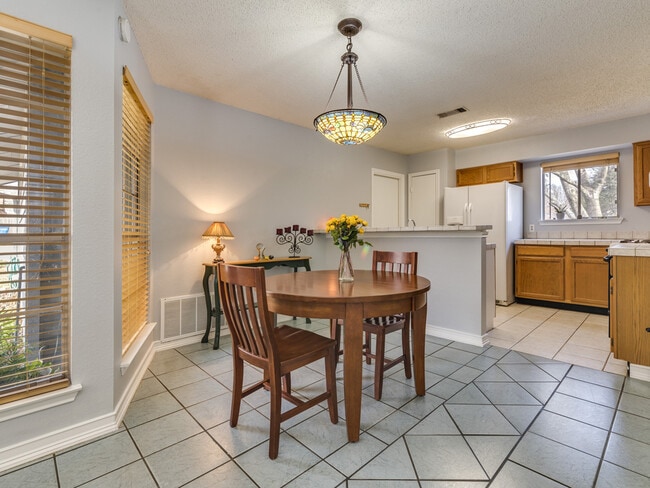 Building Photo - 8309 Horton Trail