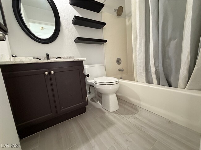 Building Photo - 2335 Bowstring Dr