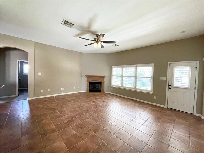 Building Photo - 111 S Gadwall Ln