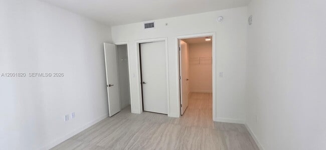 Building Photo - 77 SE 5th St