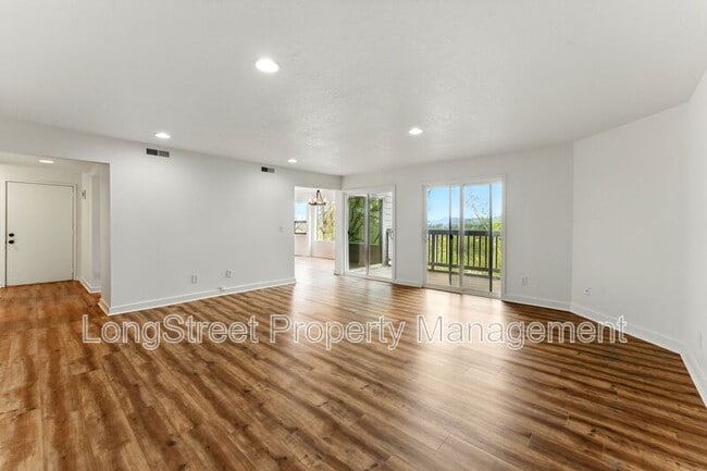 Building Photo - 48 Eagle Crest Dr