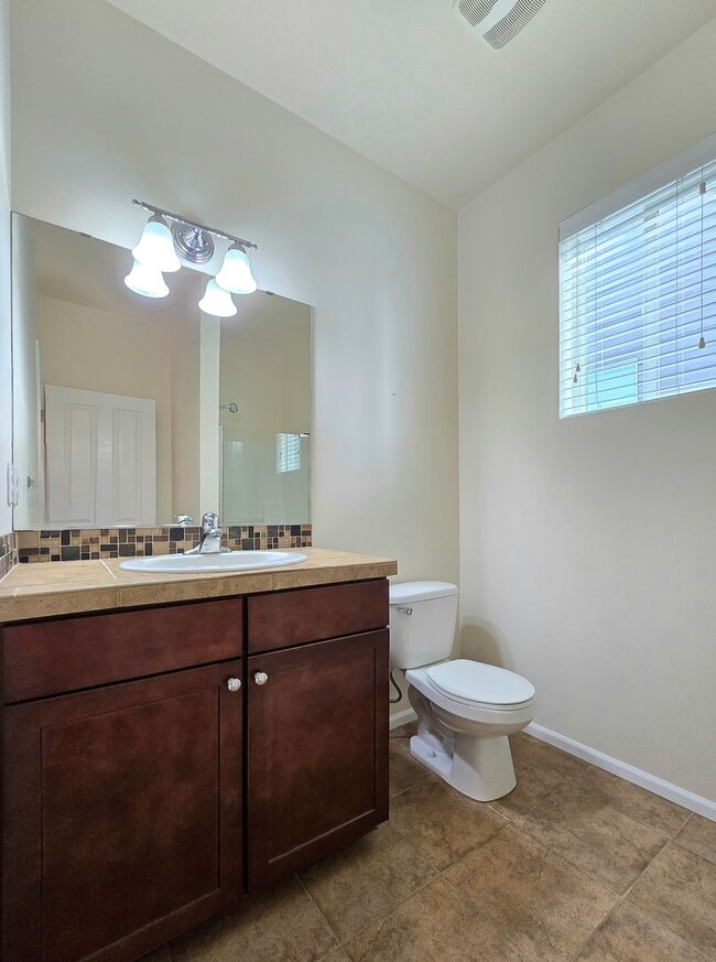 Building Photo - 4 Bedroom Home with Lake Views Available Now!