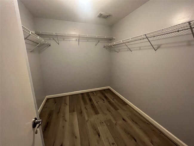 Building Photo - 19631 Plantation Tree Ct