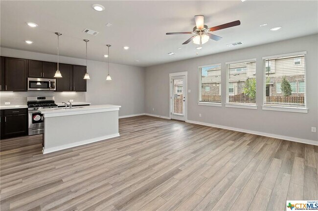 Building Photo - 17102B Carmel Cricket Dr