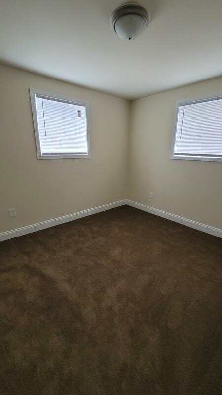 Building Photo - 2110 Phaup St