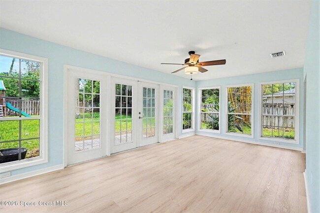 Building Photo - 1640 Vista Lake Cir