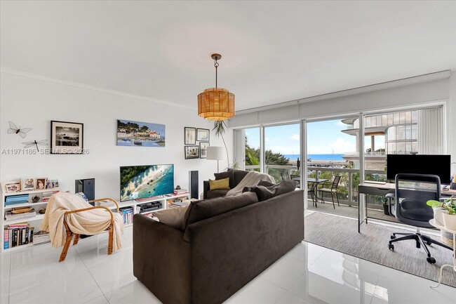 Building Photo - 2451 Brickell Ave