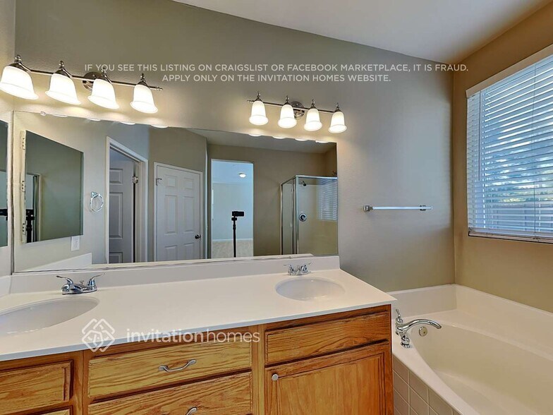 Building Photo - 43561 Tirano Dr