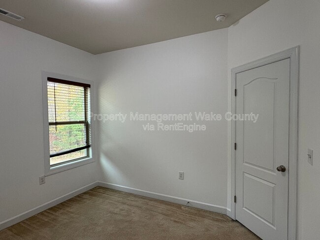 Building Photo - 441 Liberty Hill Pass