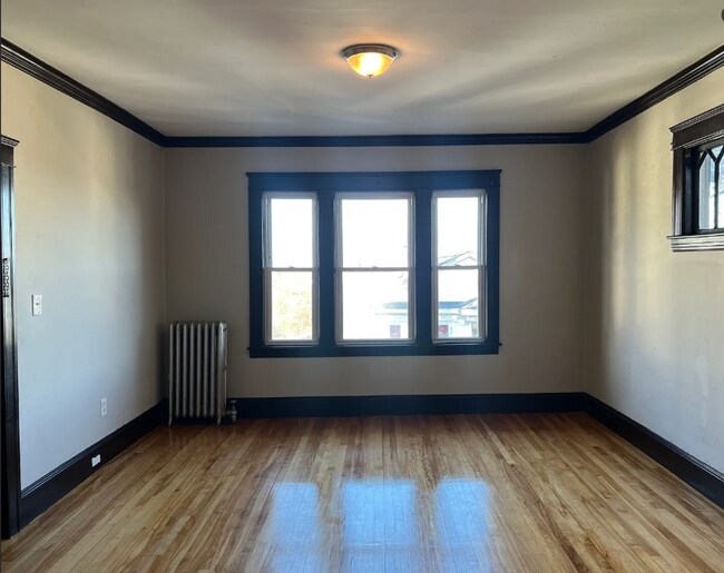 Building Photo - 36 Derby St