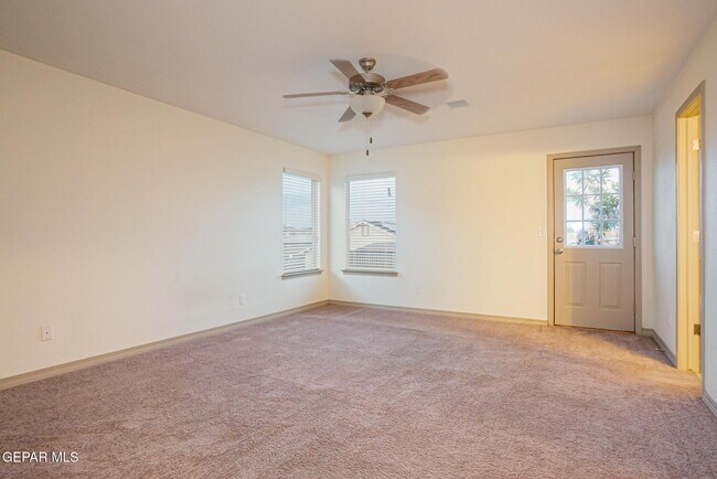 Building Photo - 3204 Merry Mdw