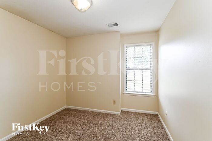 Building Photo - 6596 Pintail Cove
