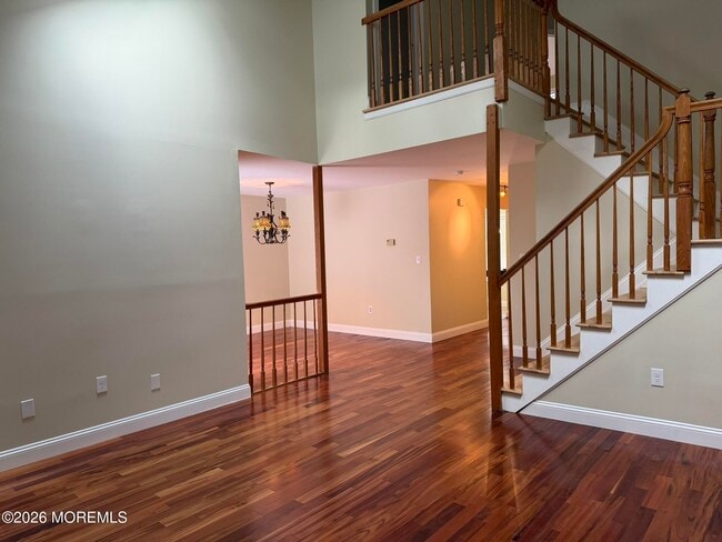 Building Photo - 597 Woodbine Ln