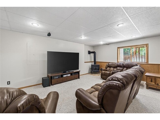 Building Photo - 4133 Sunset Trail N