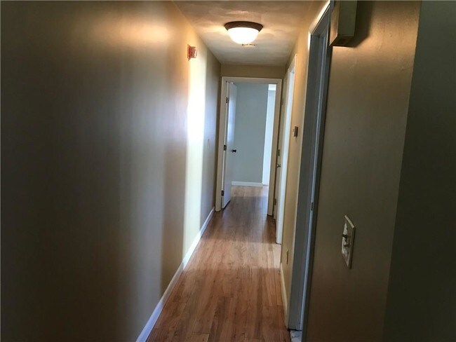 Building Photo - 1282 Chalkstone Ave