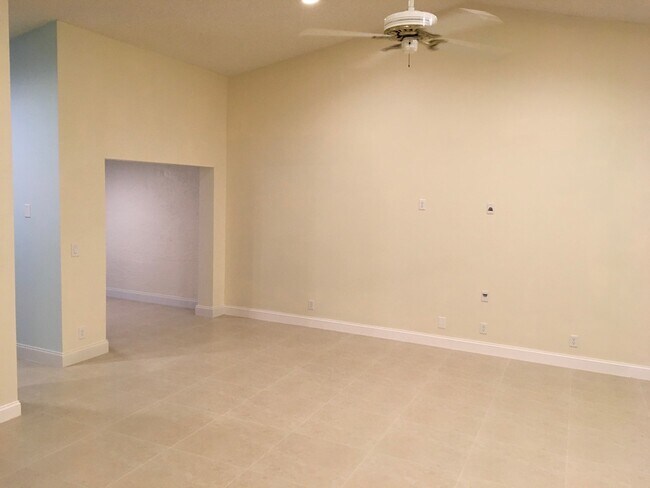 Building Photo - 9870 Watermill Cir