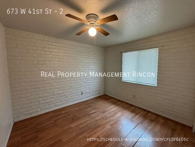 Building Photo - 673 W 41st St