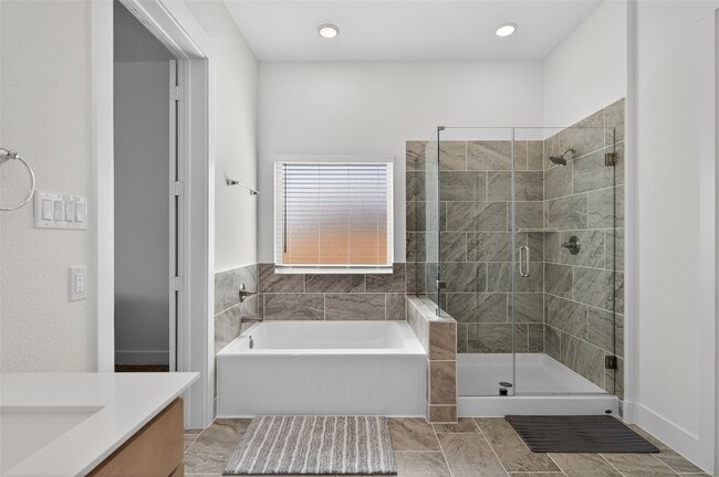 Building Photo - 6118 Waterman Lk Ln