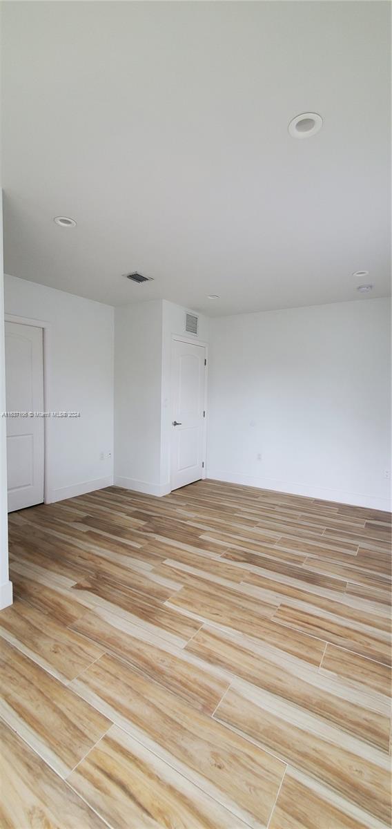 Building Photo - 3620 Thomas Ave