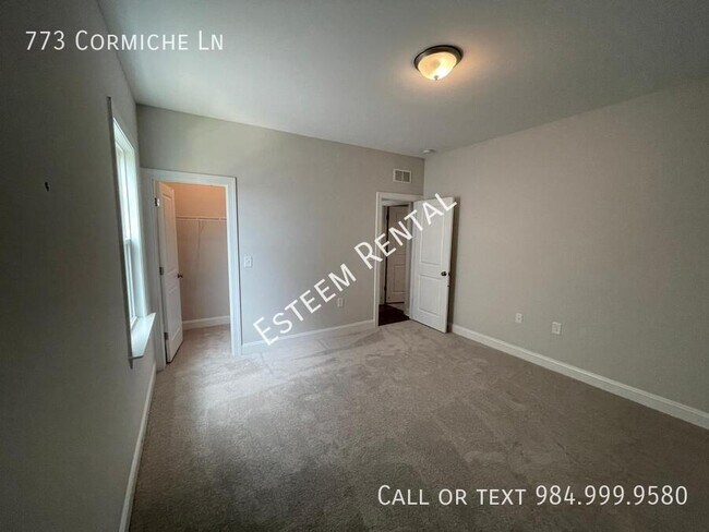 Building Photo - 773 Cormiche Ln
