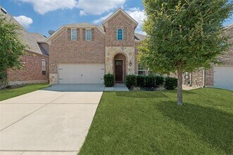 Building Photo - 5425 Datewood Ln