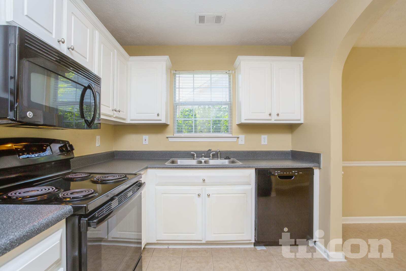 Building Photo - 233 Misty Ridge Trail