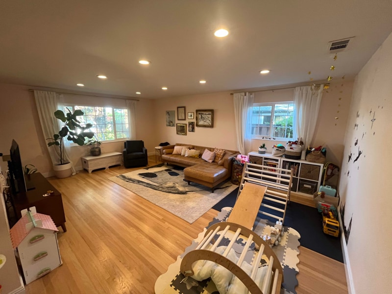 Building Photo - 4120 Pomona Way