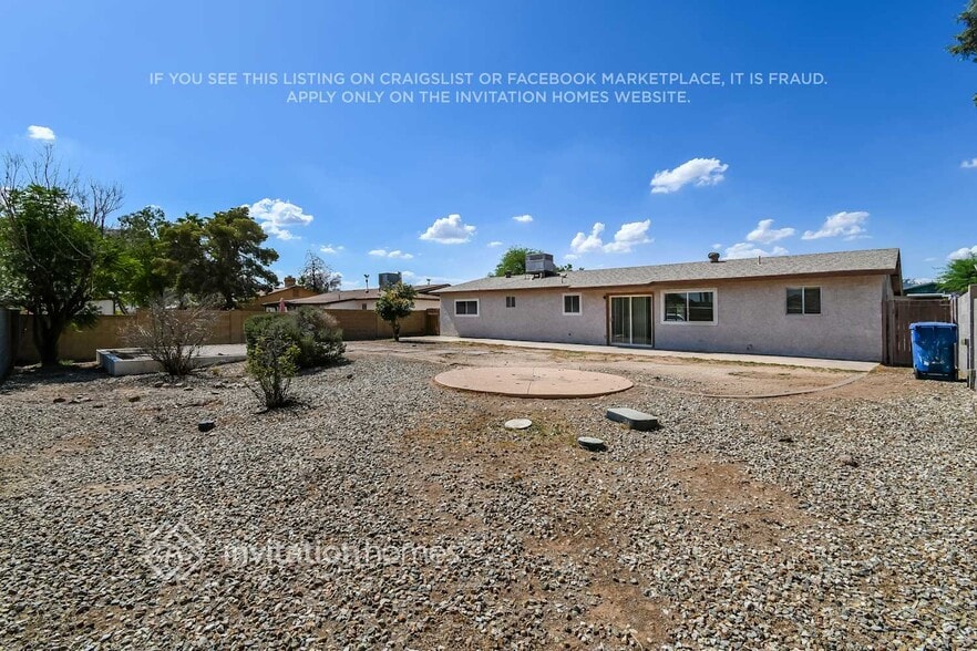 Building Photo - 9107 E Gary Ln