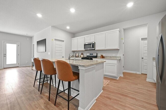 Building Photo - 13309 Silver Blazer Dr