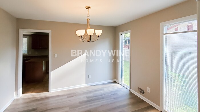 Building Photo - 3325 Devilla Trce