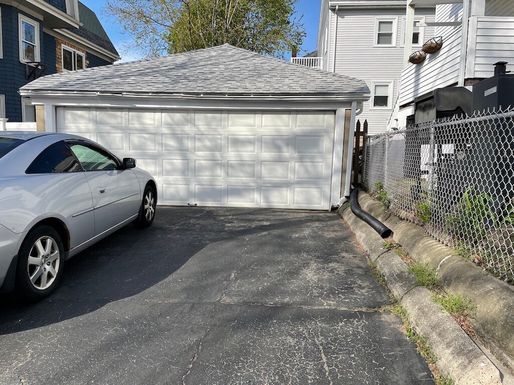 Building Photo - 184 North St