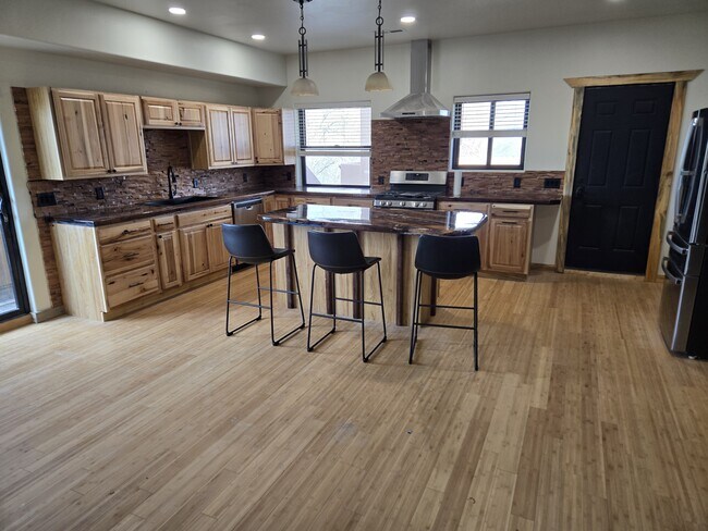 Building Photo - 2132 Canyon Wren Ct