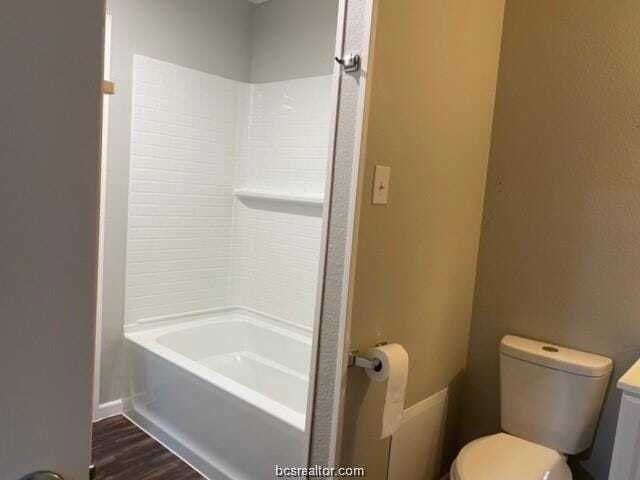 Building Photo - 1401 Airline Dr