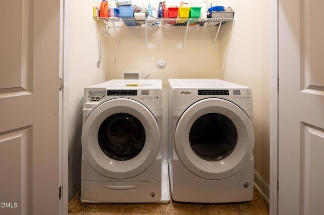 Building Photo - 2816 Piedmont River Way