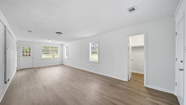 Building Photo - 1517 Michael St