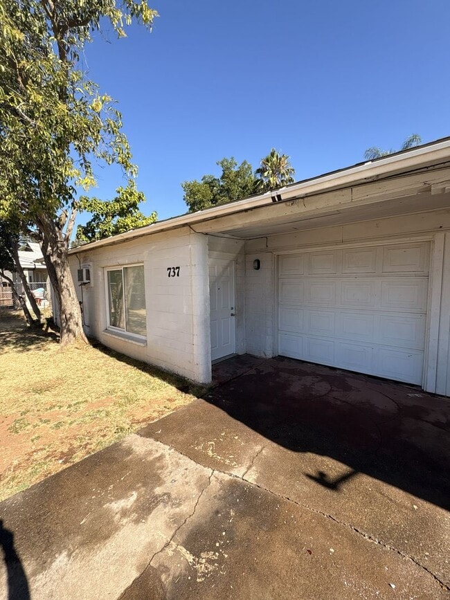Building Photo - 737 Morey Ave