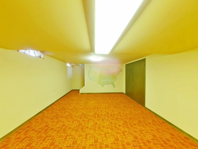 Building Photo - 7761 Killarney Ct