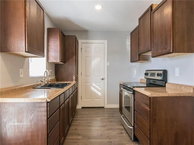 Building Photo - 1906 Curtis Dr