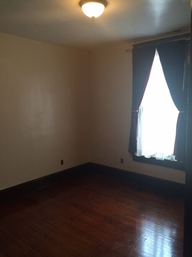 Building Photo - Charming 1BR Apartment in Greeley