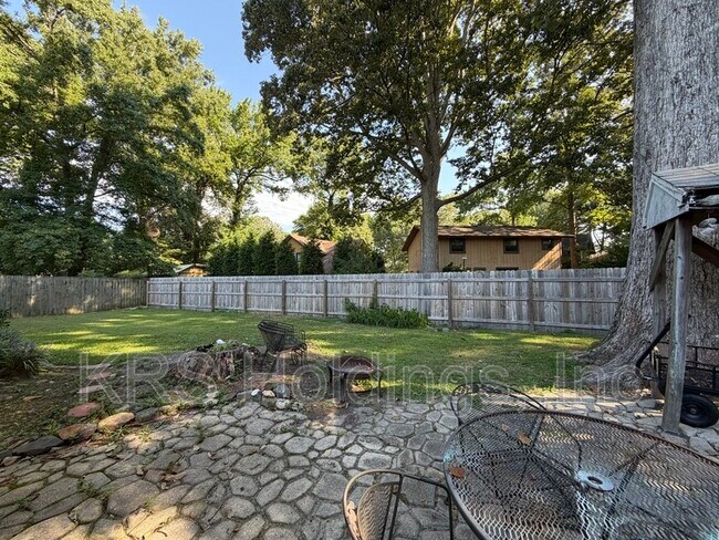 Building Photo - 4024 Barkleaf Dr