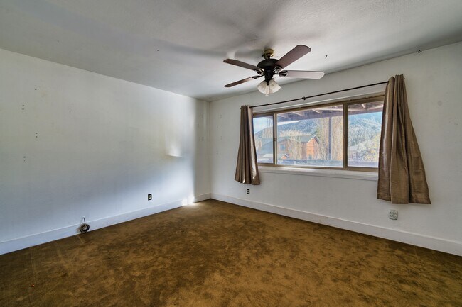 Building Photo - 16521 Mil Potrero Hwy