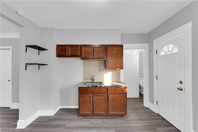 Building Photo - 18810 Arrowhead Ave