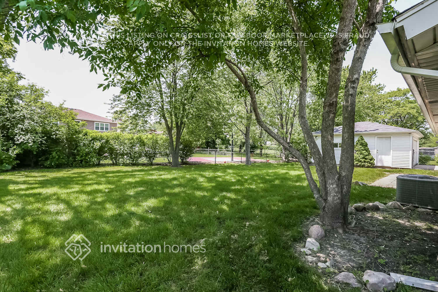 Building Photo - 800 S Cedarcrest Dr