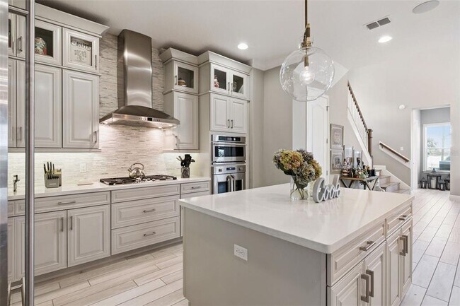 Building Photo - 7556 John Hancock Dr