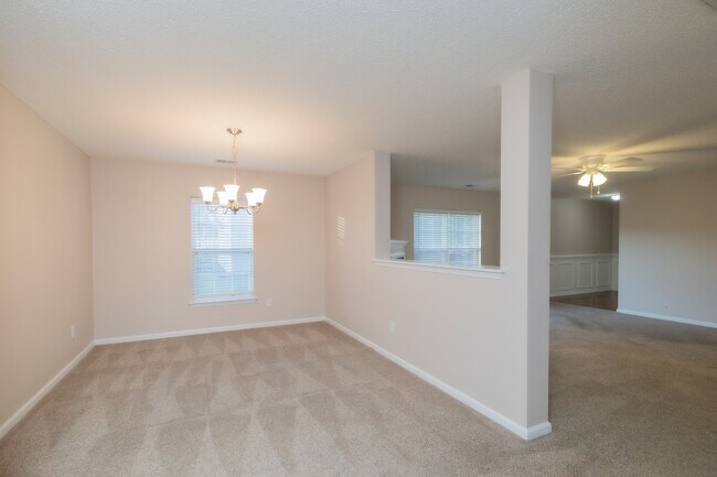 Building Photo - 1117 Deerberry Rd