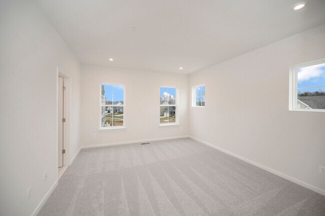 Building Photo - Close to everything!  Skyline at Embrey Mill!  Brand New Live and Work Townhomes.